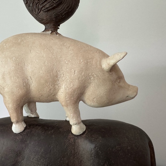 Rustic Farm Animal Sculpture - Brown and Cream - Picture 3 of 5